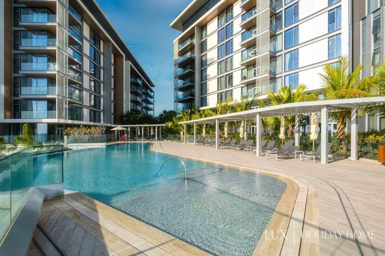 Lux - The Bluewater Island Suite ドバイ エクステリア 写真